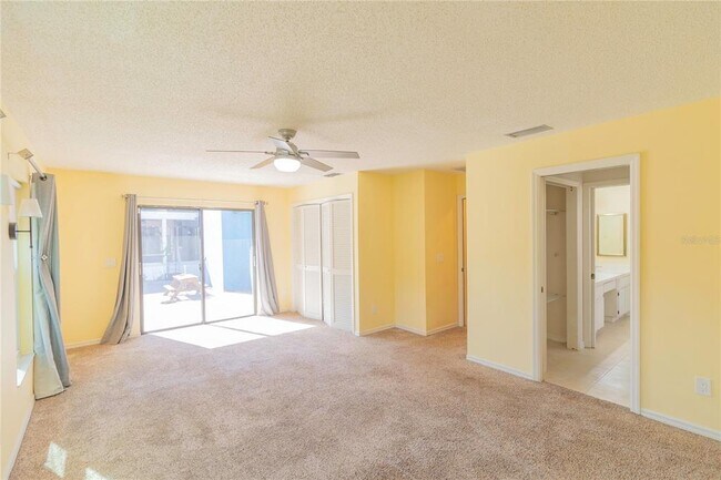 Foto del edificio - 3908 Rosedale Dr