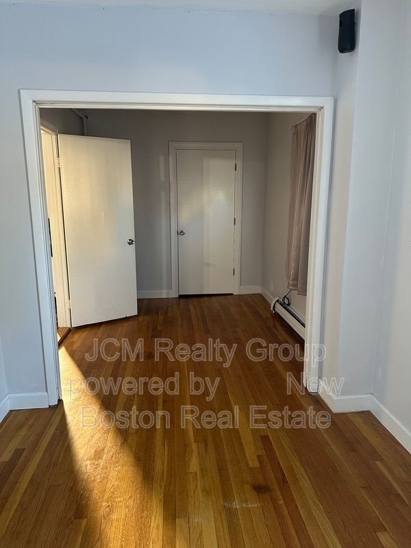 Building Photo - 6 Stevens St