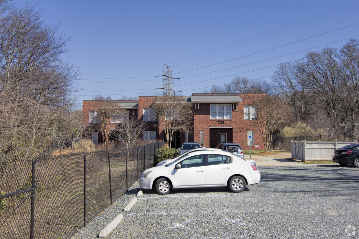 Primary Photo - 15th Street Apartments