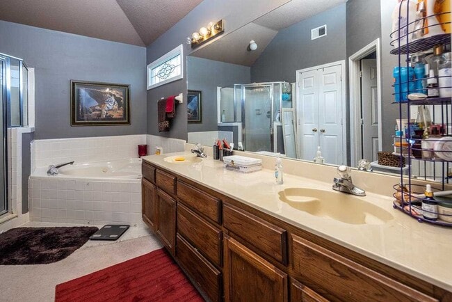 Photo - 6920 Kindle Station Cove House