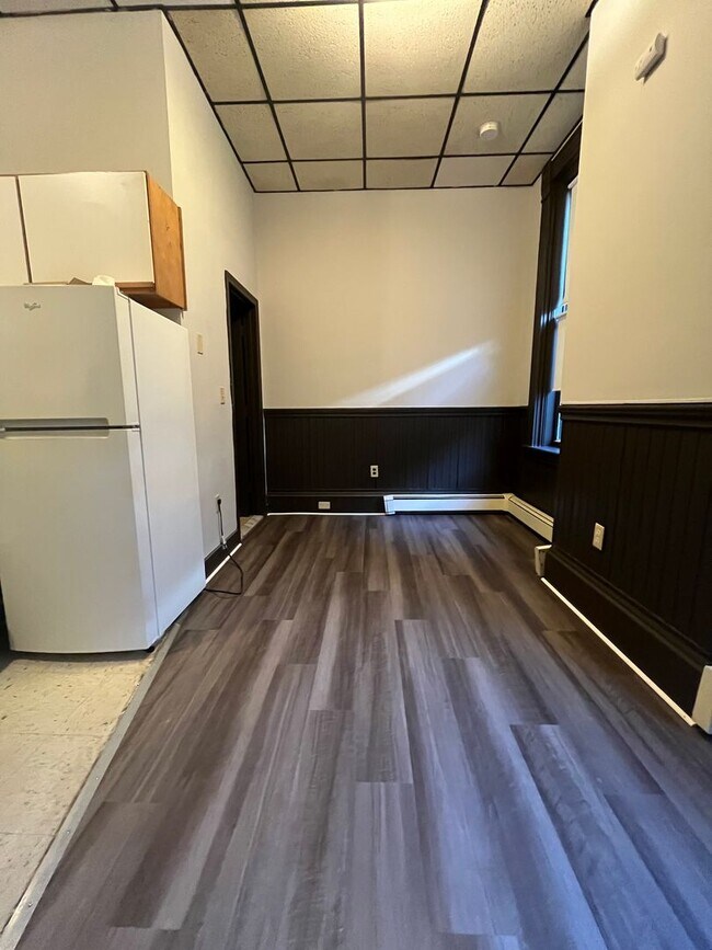 Foto del edificio - 11-153 Main St, #11