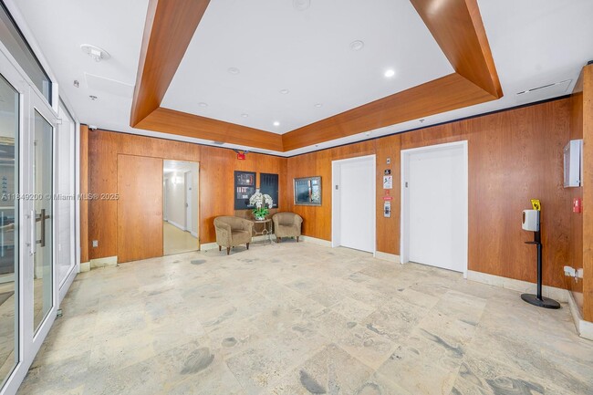 Foto del edificio - 2400 SW 3rd Ave