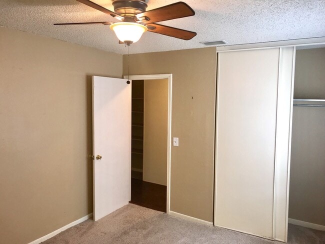 Photo - Cozy 2/1 located in New Territories House