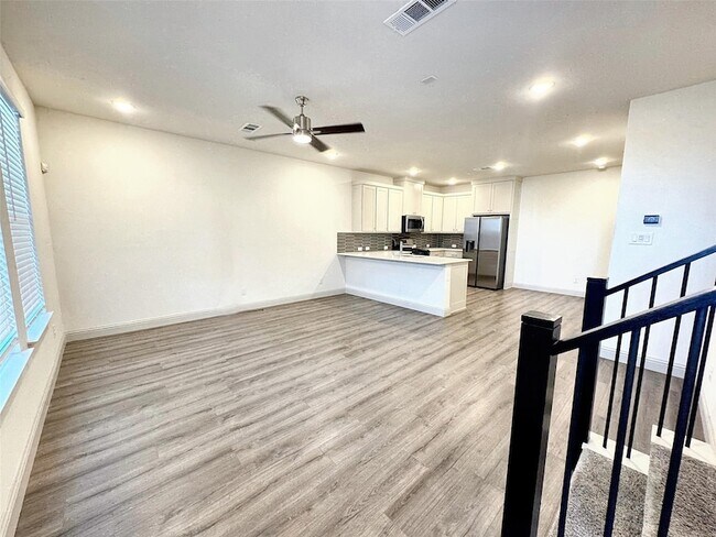 Foto del edificio - 4517 Bishop St