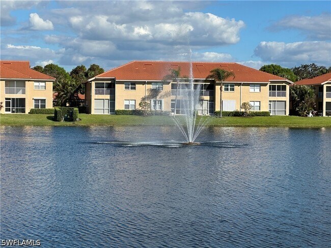 Foto del edificio - 6670 Huntington Lakes Cir