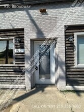 Building Photo - 910 Broadway Ave