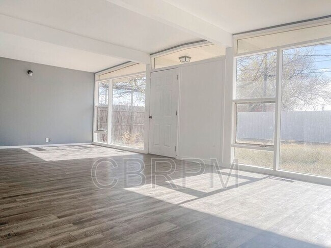 Building Photo - 2505 47th St