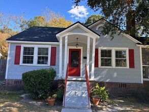 Building Photo - 530 S Waccamaw Ave