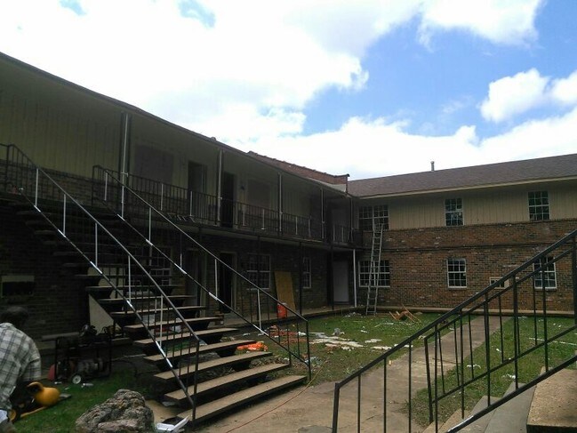 Foto del edificio - 1716 DuPont Ave