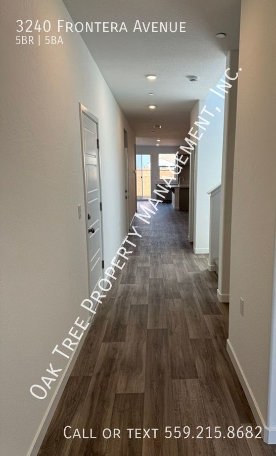 Building Photo - 3240 Frontera  (Ashlan & Highland) Brand n...