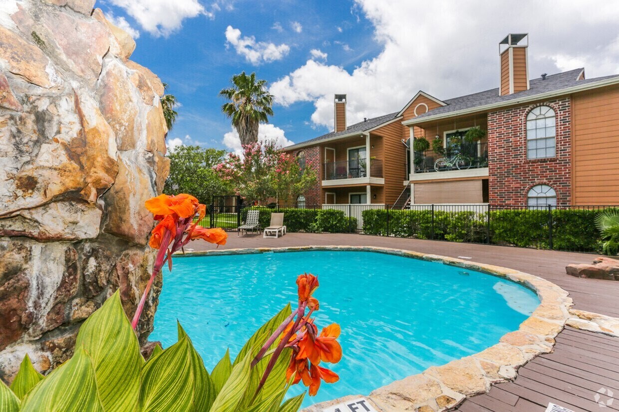 Oaks of Westlakes Apartments Apartments in San Antonio, TX