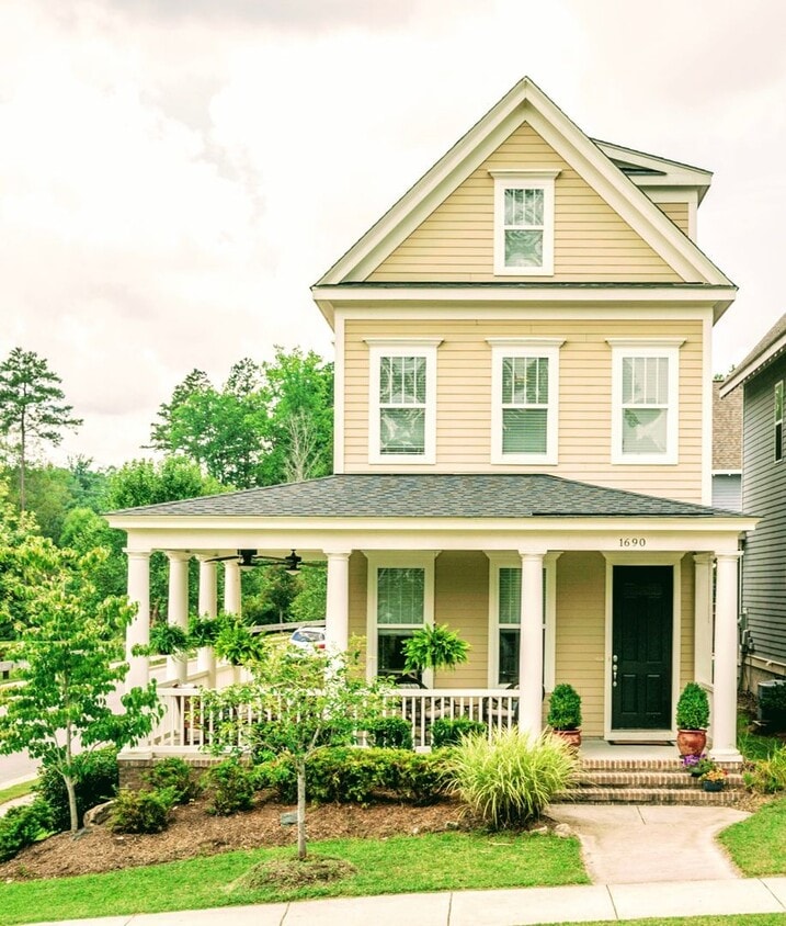 Welcome Home to Briar Chapel – A Charming Retreat in One of Chapel Hill’s Favorite Communities! - Welcome Home to Briar Chapel – A Charming Retreat in One of Chapel Hill’s Favorite Communities!