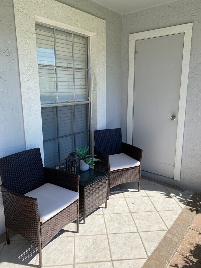 Foto del edificio - 7731 Danube Dr