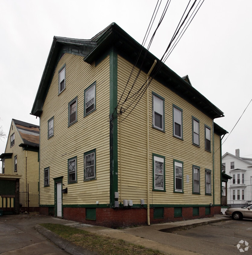 Building Photo - 31 Hawthorne St