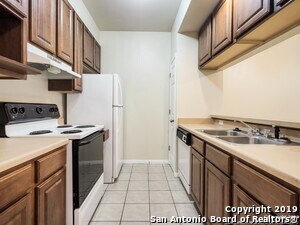 Foto del edificio - 530 Dukeway Dr