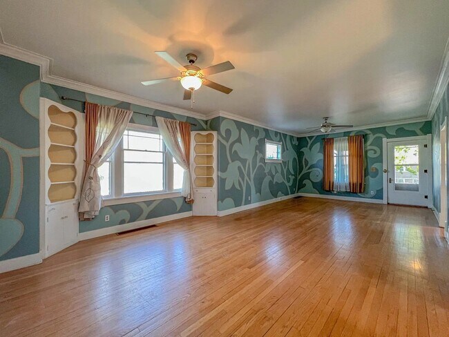 Foto del edificio - 709 E 5th St