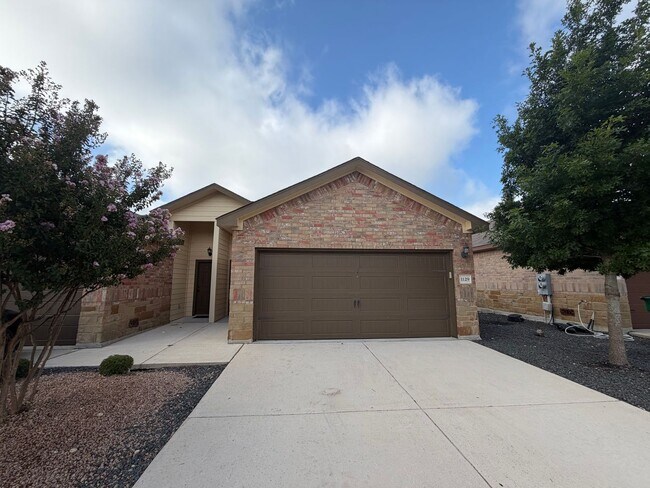 Building Photo - LUXURY 3/2 Duplex in Seguin- BRAND NEW FLOORING!!!