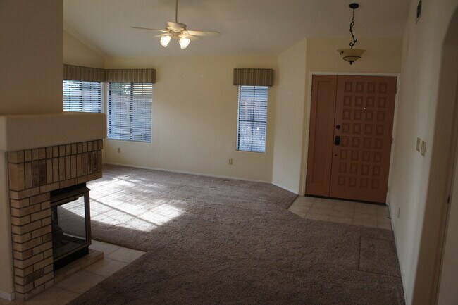 Building Photo - 8224 Norfolk Ct