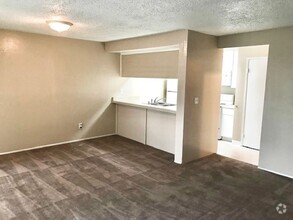 Building Photo - 2602 Princeton Ln