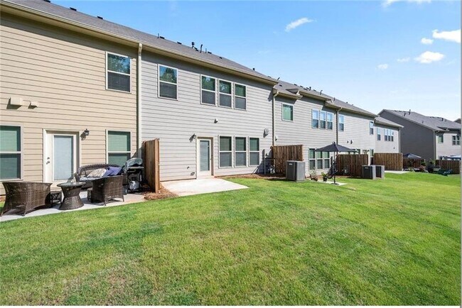 Foto del edificio - 1340 Endicott Ct
