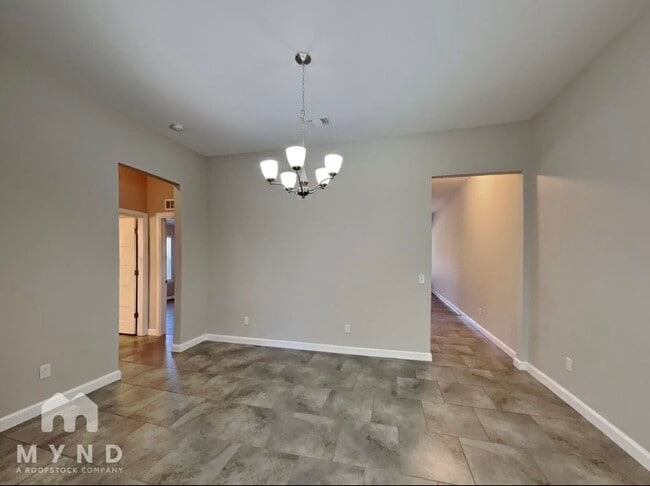 Building Photo - 1001 Merlin Dr
