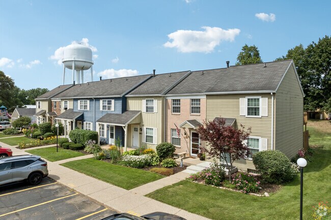 Foto del edificio - Westgate Village Townhouses