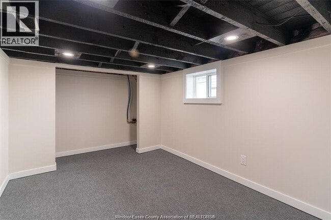 Building Photo - 888 Langlois Ave