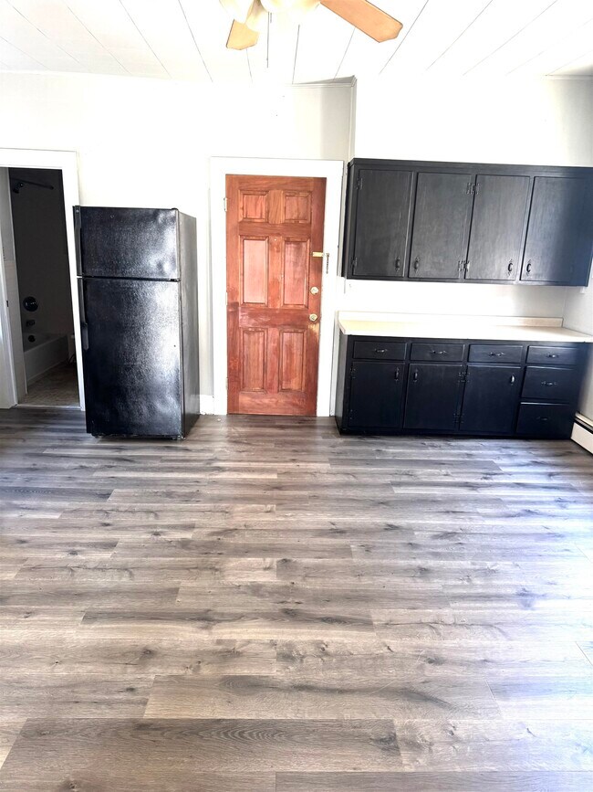 Foto del edificio - 103 John F. Kennedy Blvd