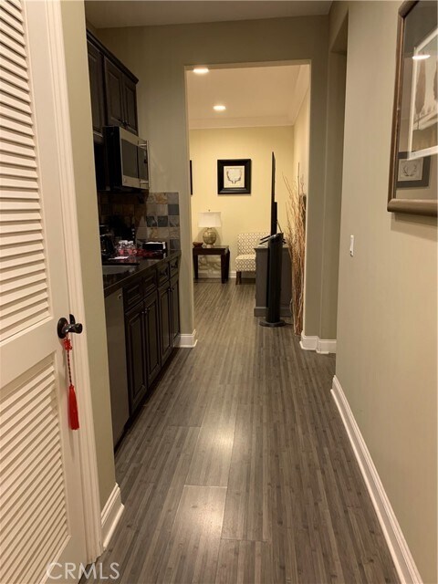 Foto del edificio - 13985 Riverglen Dr