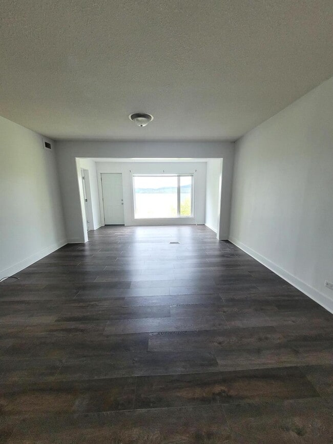 Photo du bâtiment - 2 bedroom in Prince Rupert BC V8J 1A9