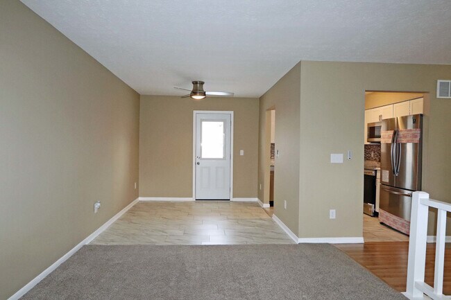 Building Photo - 6808 Centennial Dr