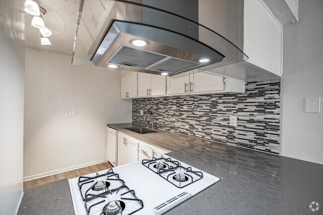 2 habitaciones, 2 baños - 121 m² - Cocina - Villa Pacific Townhomes