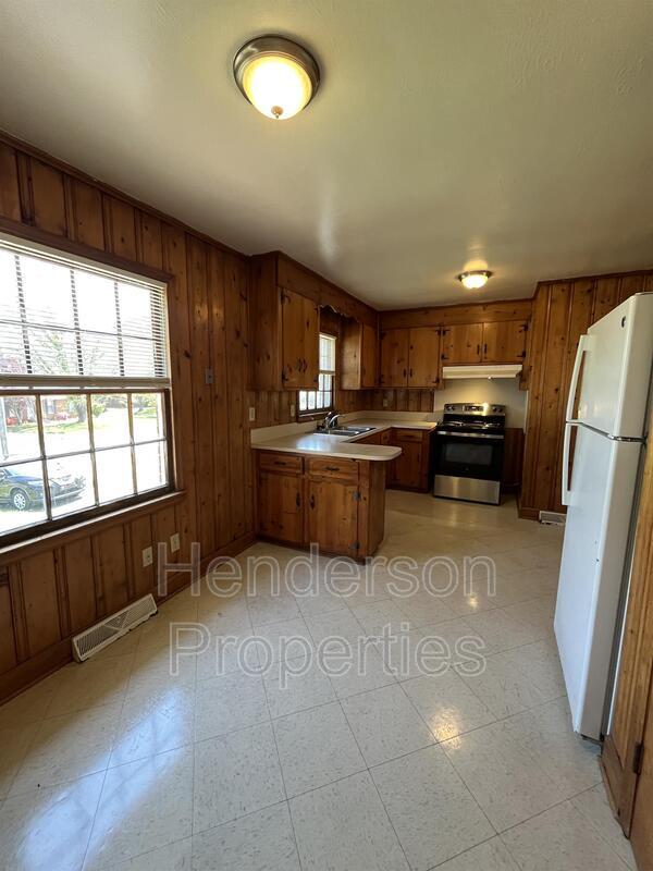 Foto del edificio - 7322 Briardale Dr