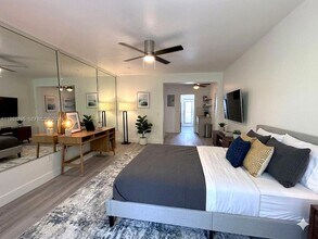 Building Photo - 1060 Pennsylvania Ave