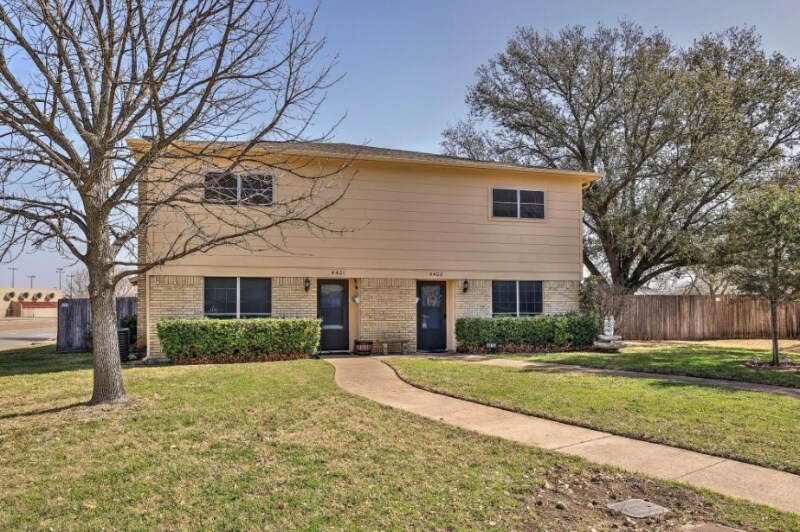 Photo - 4401 Altamesa Blvd