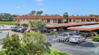 Building Photo - 10192 Seminole Island Dr