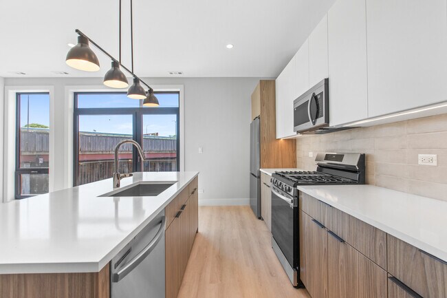 Foto del edificio - 3953 W Dakin St