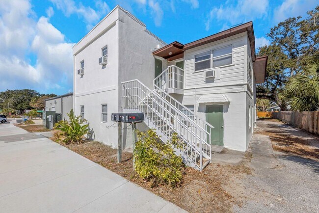 Foto del edificio - 416 Skinner Blvd