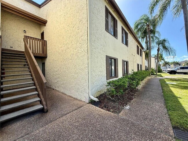 Foto del edificio - 706 115th Ave N