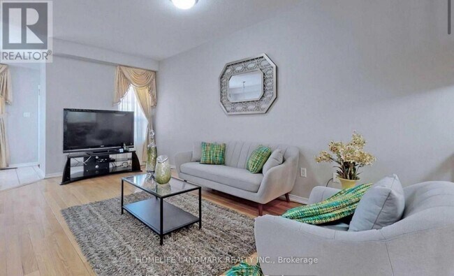 Photo du bâtiment - 806 Castlemore Ave