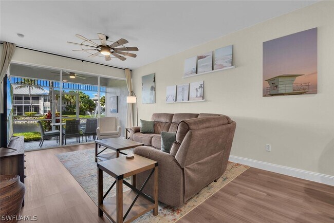 Foto del edificio - 7880 Mahogany Run Ln