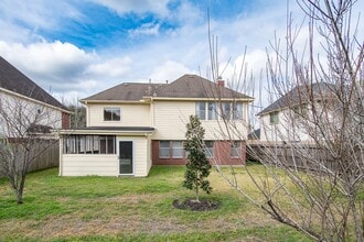 Building Photo - 6218 Summerville Ln