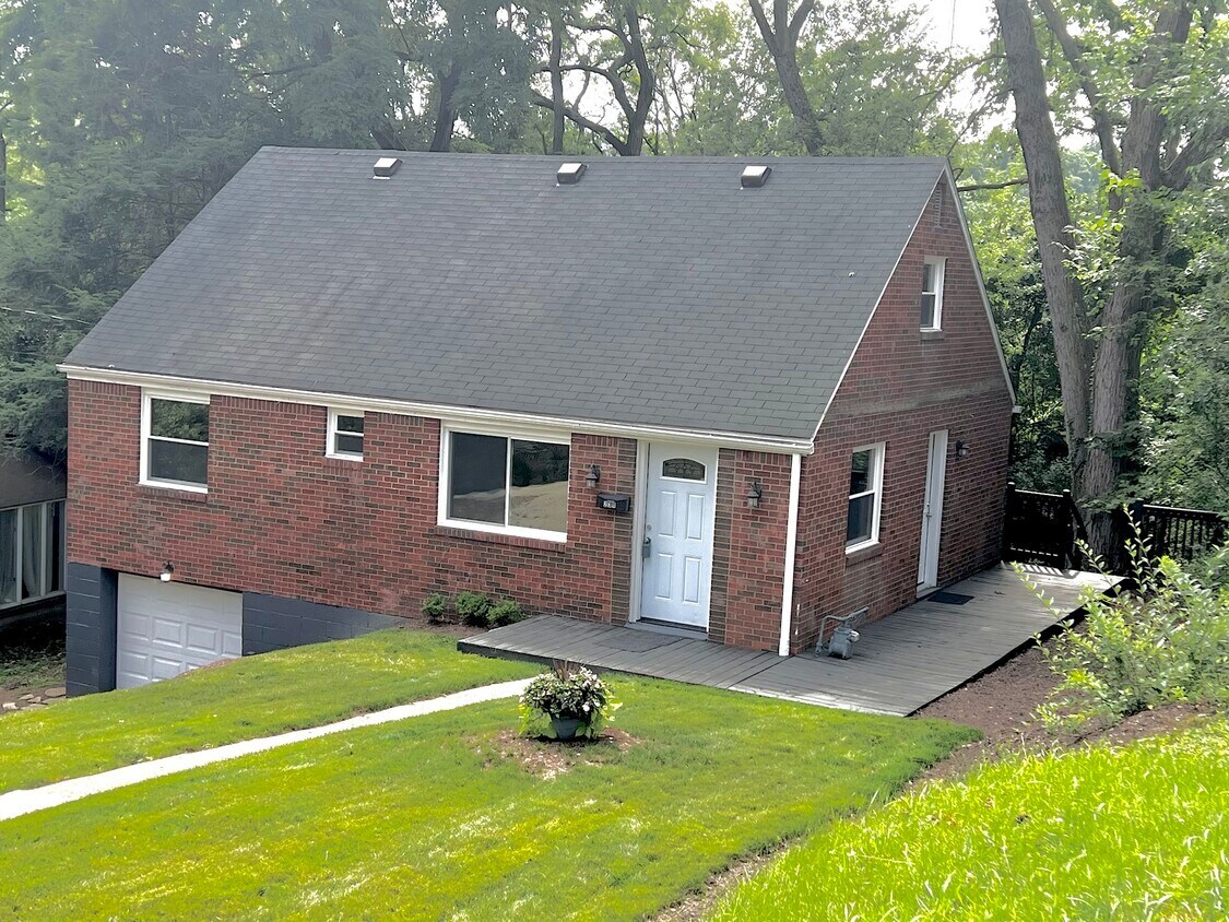 234 Curtis St, Pittsburgh, PA 15235 House Rental in Pittsburgh, PA