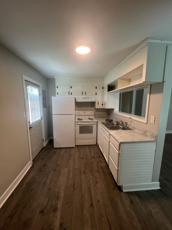 Photo - 2101 Montclair Ave Apartment