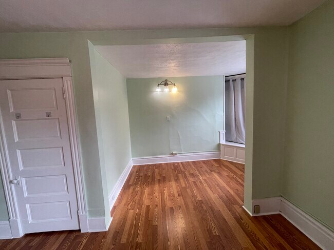 Foto del edificio - 341 S Aiken Ave