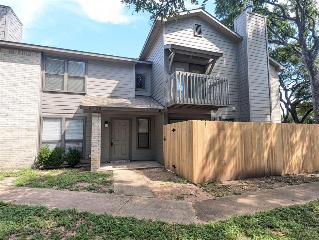 8406 Lyndon Ln, Austin, TX 78729 Townhome Rentals in Austin TX