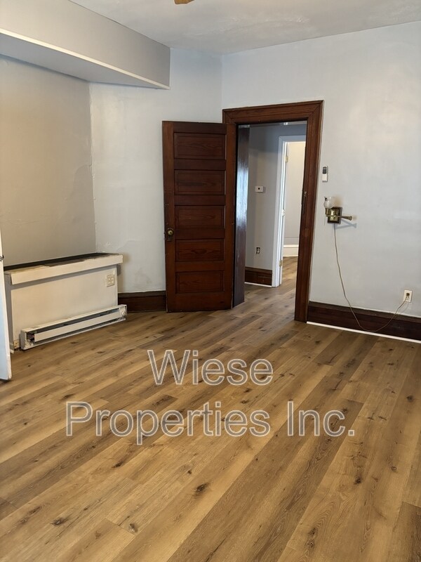Foto del edificio - 421 N 1st St