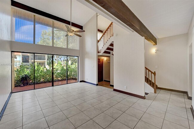 Building Photo - 760 E Coco Plum Cir