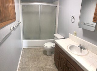 Building Photo - Beautiful Historic Home in Hilmar