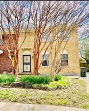Building Photo - 5666 Hinton Pl